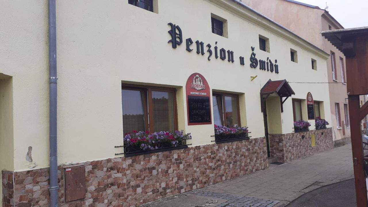 Penzion u Šmídů Náměstí Jaroslavice  Exteriér fotografie