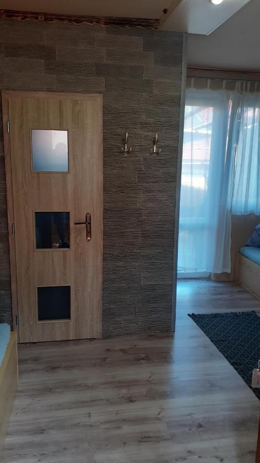 Penzion u Šmídů Náměstí Jaroslavice  Exteriér fotografie