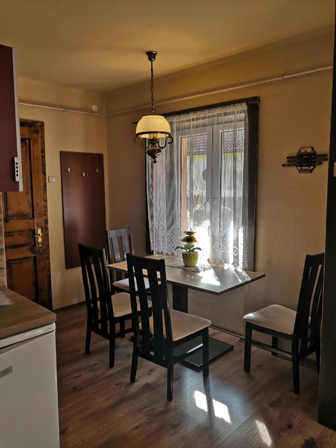 Penzion u Šmídů Náměstí Jaroslavice  Exteriér fotografie