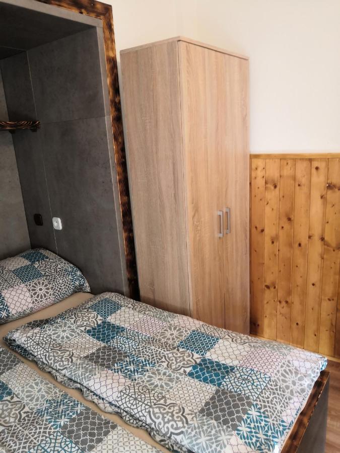 Penzion u Šmídů Náměstí Jaroslavice  Exteriér fotografie